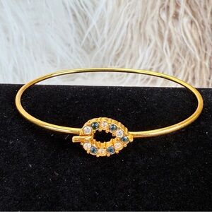 Elegant Goldtone clear, navy bling minimalist Bracelet